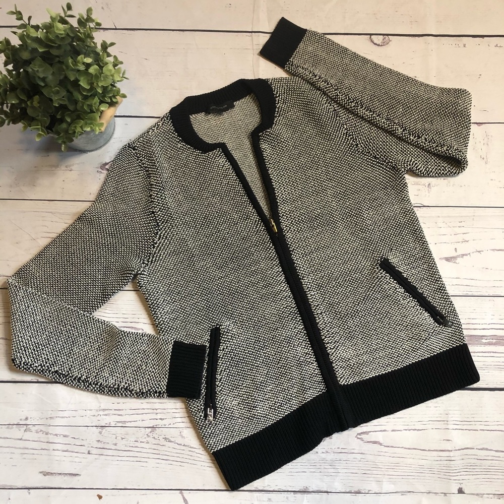 Ann Taylor B&W Full Zip Cardigan Sweater Gorgeous!